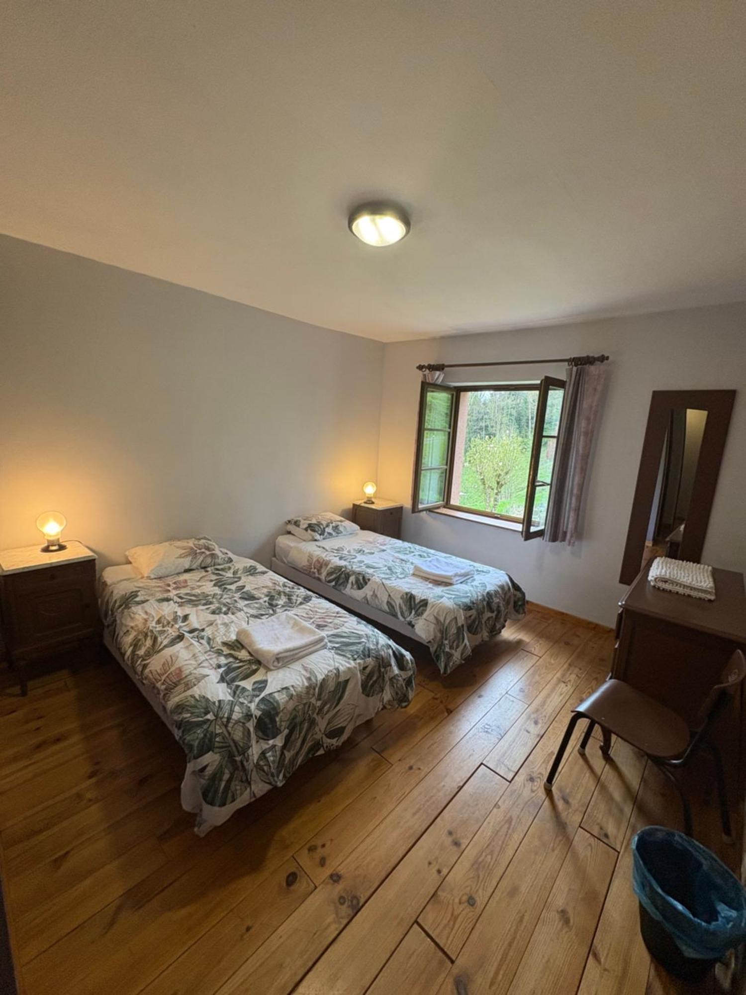 La Belle Charbonniere Hotel La Grande Fosse ห้อง รูปภาพ